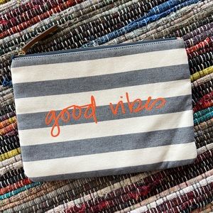 Stella&Dot Good Vibes Clutch